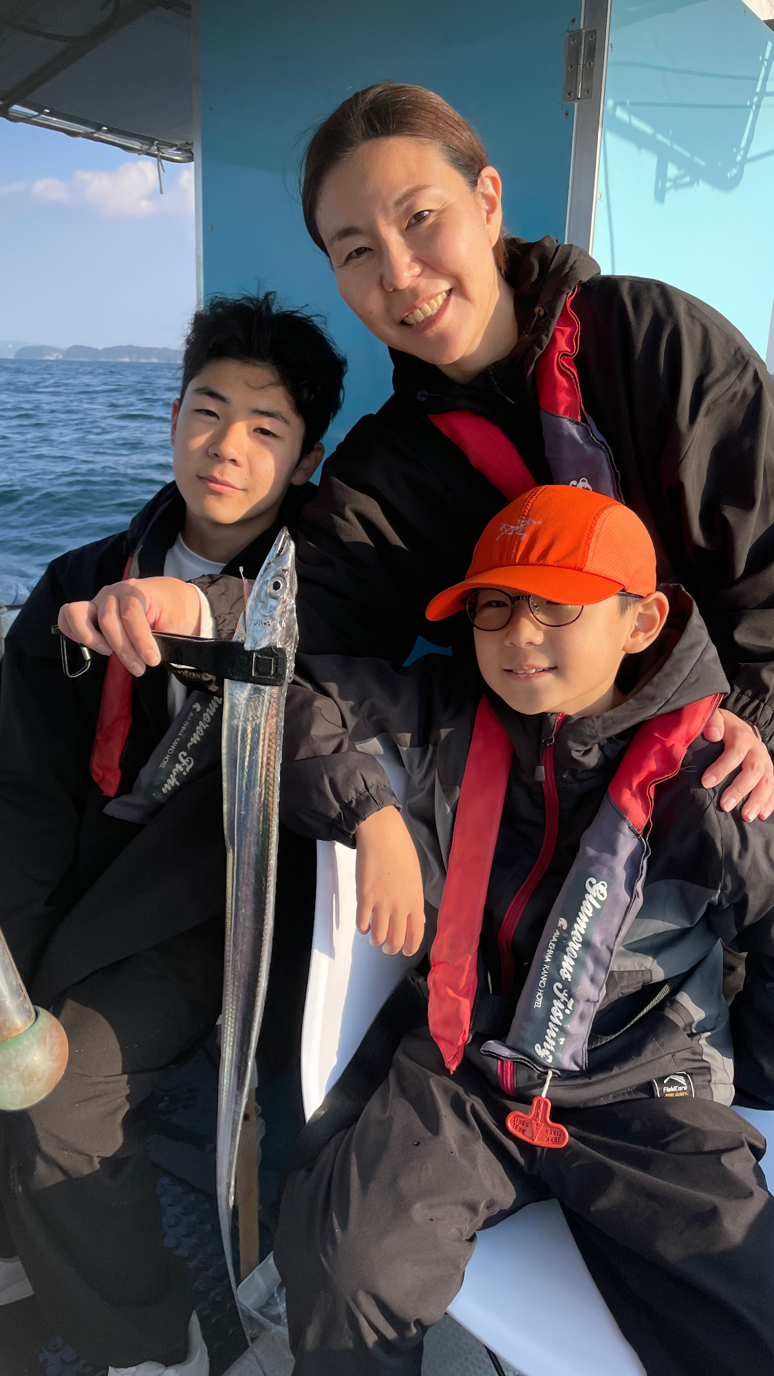 6A5BE4E3-82F1-4B84-B191-6ED659E8E975